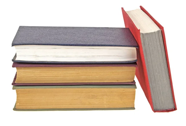 Hromada starých knih izolovaných na bílém pozadí — Stock fotografie