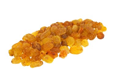 Sarı üzümler beyaz arkaplanda izole edilmiş