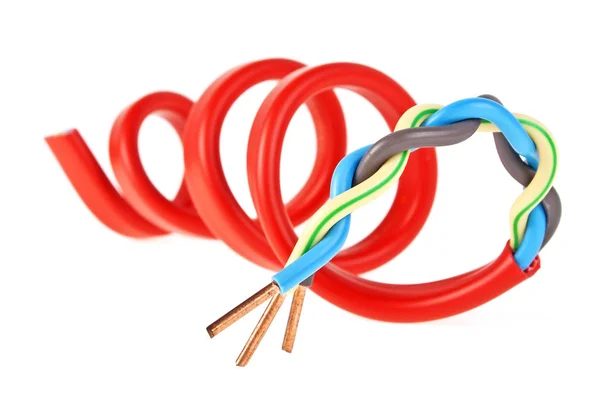 Elektrische kabel op een witte achtergrond — Stockfoto