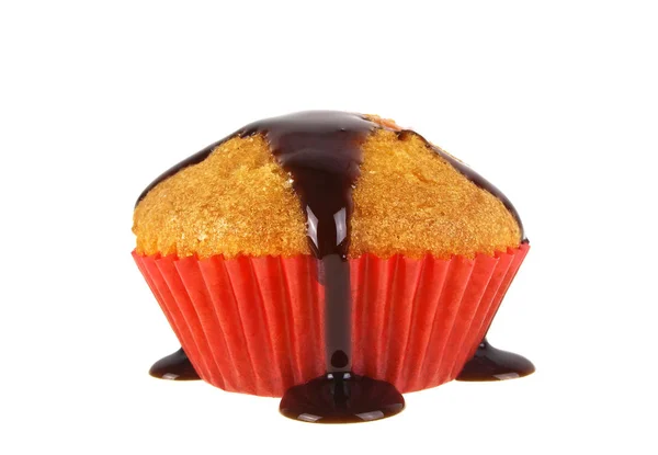 Muffin versé chocolat isolé sur fond blanc — Photo