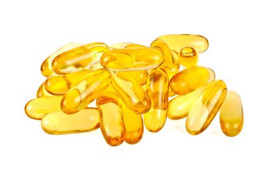 Beyaz arka plan üzerinde gelen balık yağı Omega 3 kapsülleri