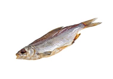 Beyaz arka planda izole edilmiş kurutulmuş balık