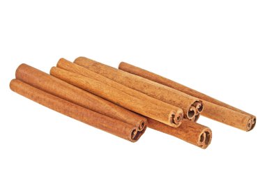 Tarçın beyaz arkaplanda yapışır