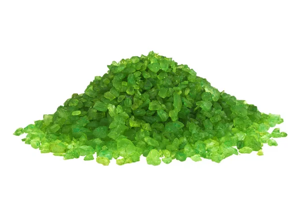 Aroma spa zout geïsoleerd op een witte achtergrond, groene zeezout — Stockfoto