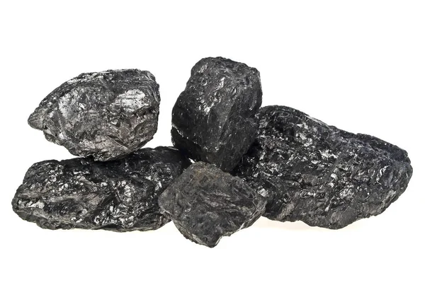 Högen av kol isolerad på en vit bakgrund — Stockfoto