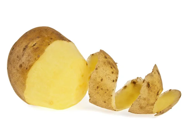 Patatas con cáscara aisladas sobre fondo blanco —  Fotos de Stock
