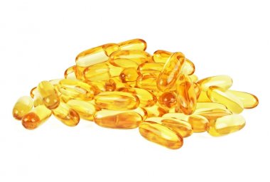 Omega 3 jel kapsül üzerinde beyaz bir adam izole morina karaciğeri yağı