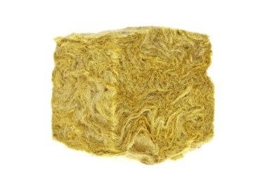 Sarı fiberglas izolasyon mat beyaz arkasında izole parçası