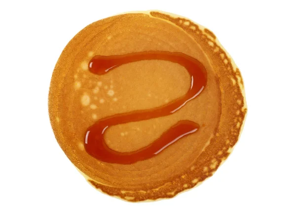 Pannkaka med karamell isolerad på en vit bakgrund. Friska bre — Stockfoto