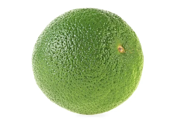 Fruta fresca de lima verde isolada sobre fundo branco, foo saudável — Fotografia de Stock