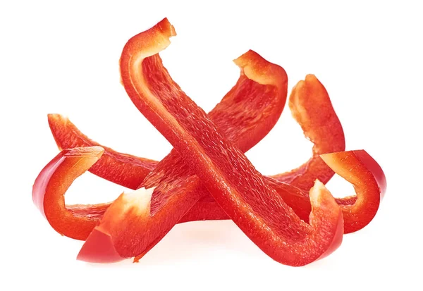Peper. Segment van rode paprika geïsoleerd op een witte achtergrond. — Stockfoto