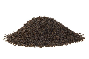 Beyaz bir arka plan üzerinde siyah çay granül