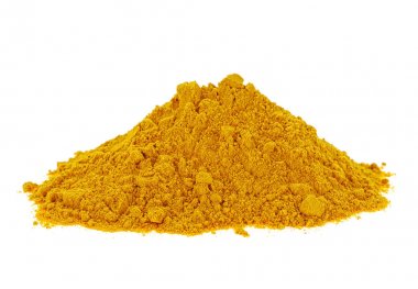 Beyaz arka plan üzerinde izole curcuma zemin toz