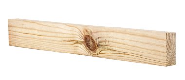 Kozalaklı ağaçtan kesilmiş kereste. İzole edilmiş çam tahtası, beyaz torba.