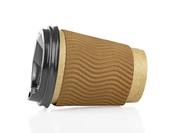 白い背景にコーヒーの茶色の紙コップ — ストック写真