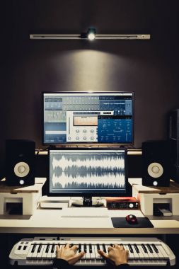 besteci, studio üretim arka plan kayıt dijital
