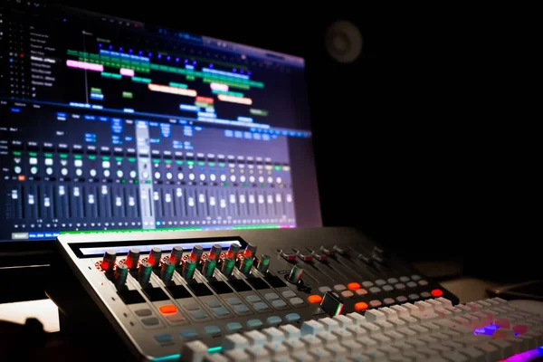 Digital Audio Workstation Equipment Recording Editing Broadcasting Studio Live — Stock Photo, Image