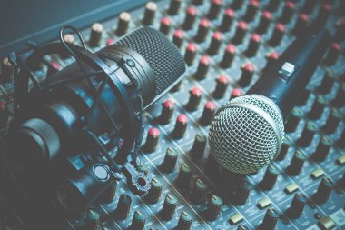 dinamik ve Kondenser mikrofon karıştırma konsol, kavram kayıt ses