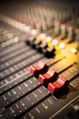 kapatma kırmızı ses karıştırma konsol fader