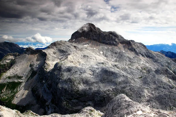 Triglav close-up, ponto alto do país, Julian Alps, Eslovênia — Fotografia de Stock