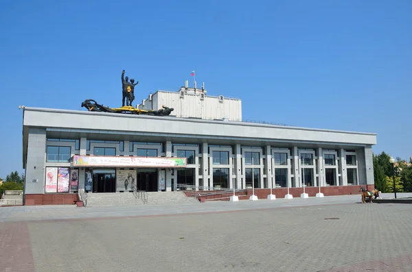 Barnaul, Russia, August, 17, 2016. Altay regional Drama theatre of Shukshin — Stock Photo, Image