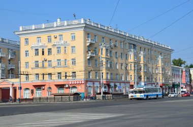 Barnaul, Rusya, Ağustos, 17, 2016. Lenin Caddesi ve inşaatçılar Avenue Barnaul, evim