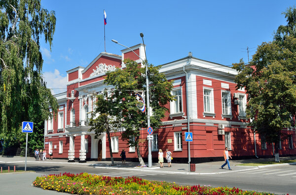 Барнаул, Россия, 17 августа 2016 г. Здание городской администрации в Барнауле
