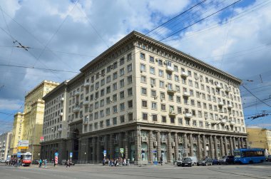 Moskova, Rusya, 19 Mayıs 2017. Moskova, sokak Krasnoprudnaya. 26/1 ev işleri Halk Komiserliği (1935-1937, mimar ı. E. Rozhin, Yu. merkezi yönetim ev V. Makharinsky)