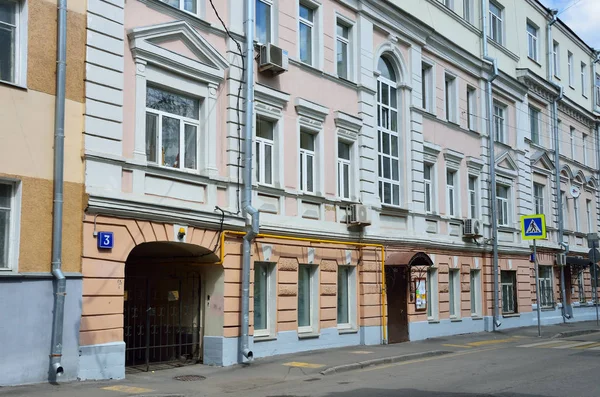 Moscú, Rusia, 19 de mayo de 2017. Furmanny Lane, 3. Casa rentable de A. G. Gerasimov (1899, arquitecto N. D. Butusov ) — Foto de Stock