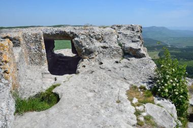 Kırım'da, mağara şehir Mangup Kale