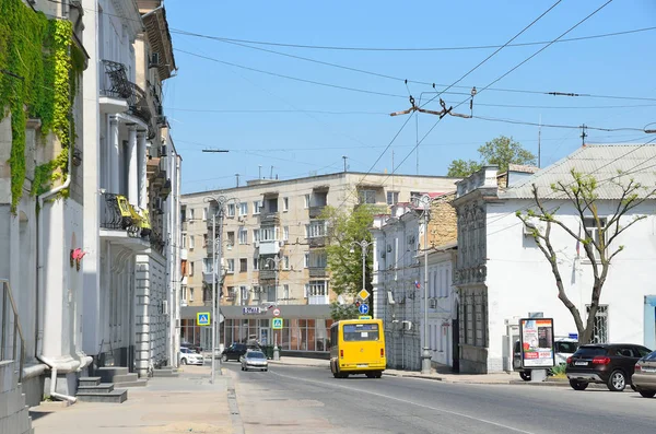 Sevastopol Kırım Mayıs 2017 Sevastopol Lenin Caddesi Üzerinde Otomobil — Stok fotoğraf