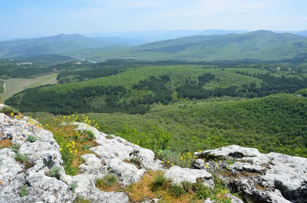 Lente Krim Het Uitzicht Vanaf Berg Mangup — Stockfoto