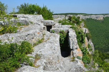 Kırım'da, mağara şehir Mangup Kale kalıntıları