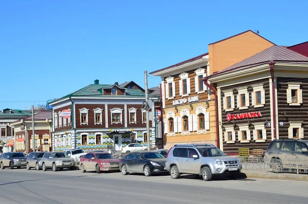 Irkutsk Rusia Marzo 2017 Coches Estacionados Calle Del Julio 130º — Foto de Stock