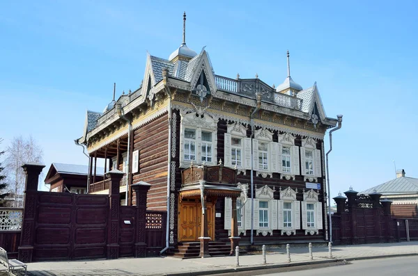 Irkutsk Rússia Março 2017 Lacy Casa Madeira Comerciante Shastin Irkutsk — Fotografia de Stock