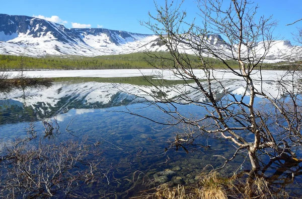 Russia Kola Peninsula Khibiny Lake Small Vudyavr Summer Sunny Day — Stock Photo, Image