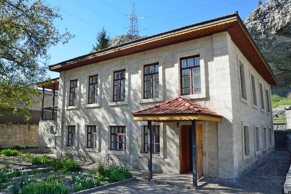 Bakhchisaray, Crimeia, 28 de abril de 2017. Museu Memorial de Gasprinsky em Bakhchysaray — Fotografia de Stock