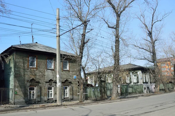 伊尔库茨克 俄罗斯 2017 12月在伊尔库茨克发生的街道的木制建筑 — 图库照片