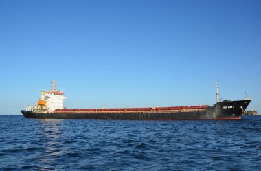 Vladivostok, Rusya, Eylül, 23, 2017. Kargo gemisi sınıf deniz-nehir Hao Fan 2 Peter Japon, Primorsky Krai büyük koyda '