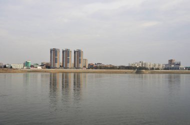 Rus şehir Blagoveshchensk, Amur Nehri dolgu