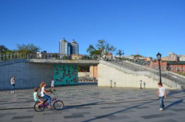 Vladivostok, Rusya, Eylül, 03, 2017. Gözlem platformu yanındaki 