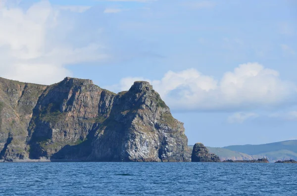 Vladivostok, ada Russikiy bulutlu hava Stark Boğazı tarafındaki