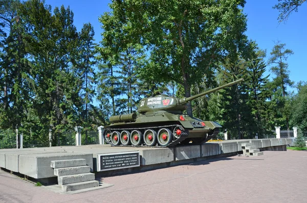 Irkutsk Russia August 2017 Tank Irkutsk Member Komsomol — Stock Photo, Image