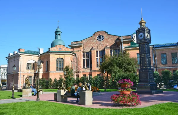 Irkutsk Rusko Srpna 2017 Lidé Odpočívá Nedaleko Big Ben Hodiny — Stock fotografie