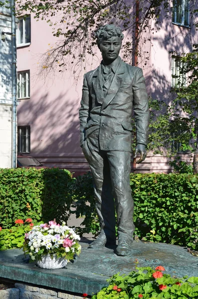 Irkutsk Ryssland Augusti 2017 Monument Till Alexander Vampilov 1937 1972 — Stockfoto