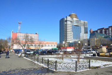 Blagoveshchensk, Rusya, Ekim, 21, 2017. Çeşme Blagoveshchensk, 50 yıl Ekim sokakta 