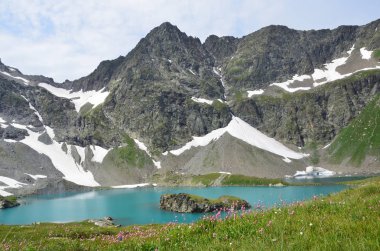 Rusya, Batı Kafkasya, Imeretinskoye Gölü yaz aylarında