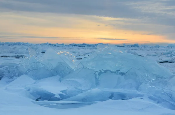 Rússia Lago Baikal Gelo Hummocks Nascer Sol — Fotografia de Stock