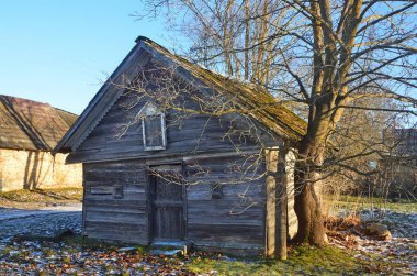 Güneşli bir gün Pskov bölgesinde Lesitsko köyünde eski Trinity (Troitskaya) Şapel