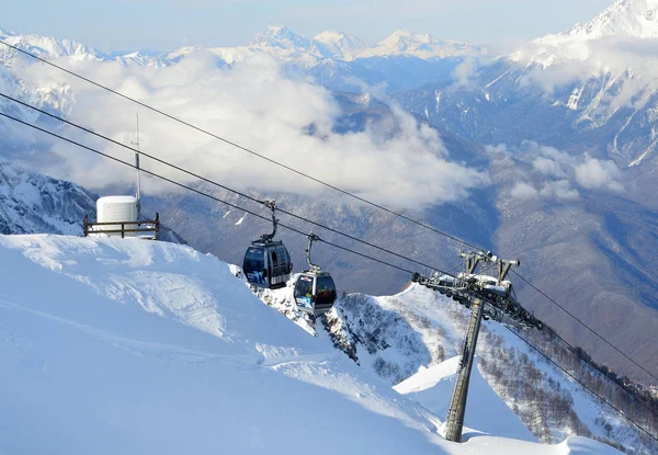 Rosa Khutor Sochi Rusia Enero 2018 Teleférico Caucasian Express Las —  Fotos de Stock